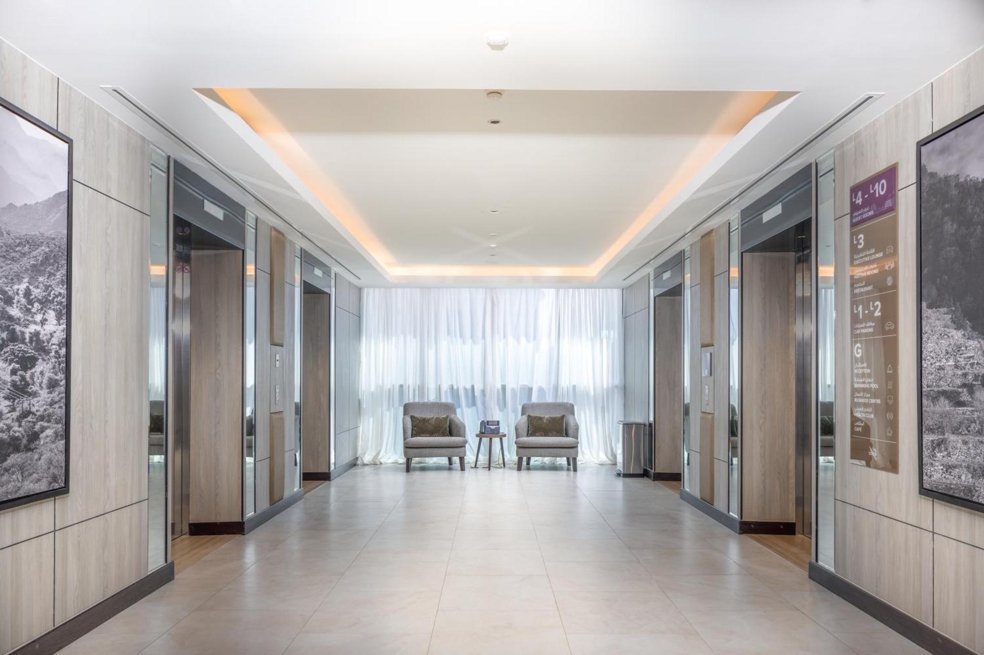 Citadines Abha Apart otel Dış mekan fotoğraf The elevators at the 10th floor